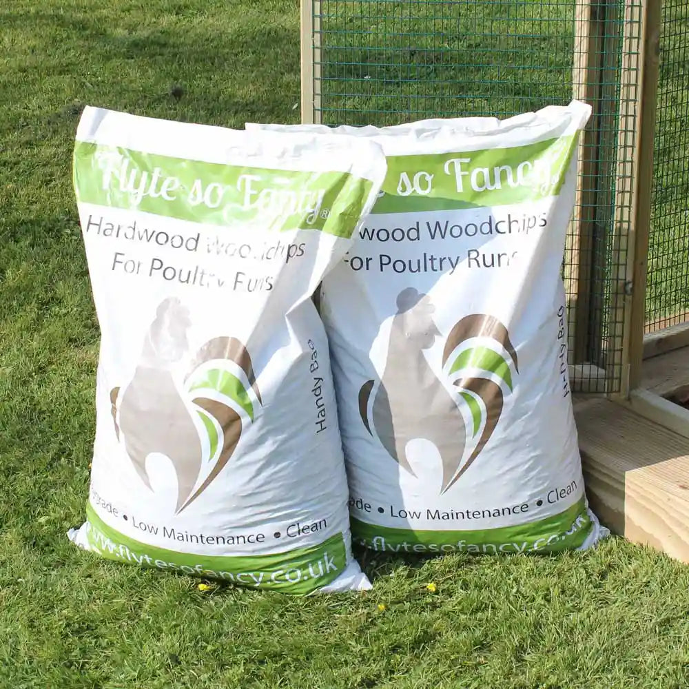 Hardwood Woodchip for Chicken Runs 10 bags Wood Chip from Flyte