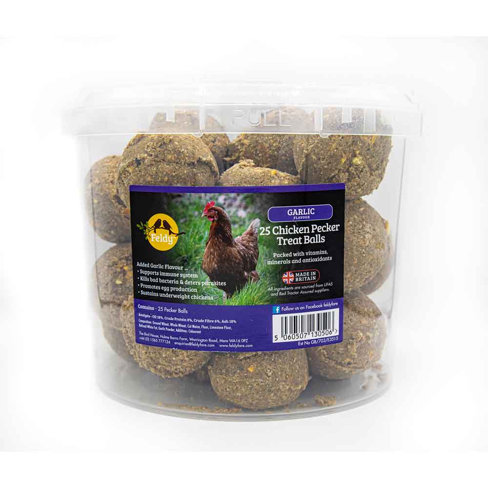 Chicken Pecking Balls Treat, tubs of 25