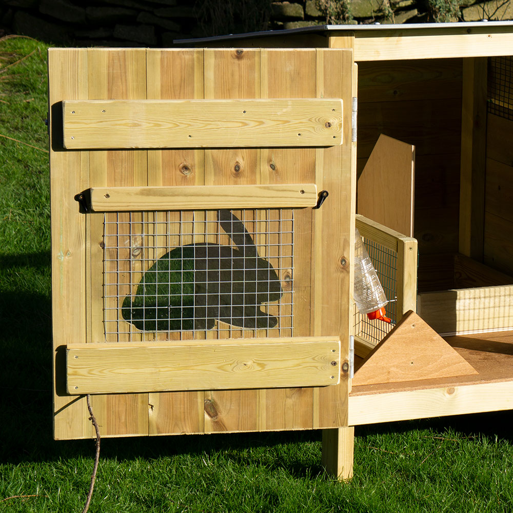 Hoppity Rabbit Hutch 9ft Run UK made by Flyte so Fancy